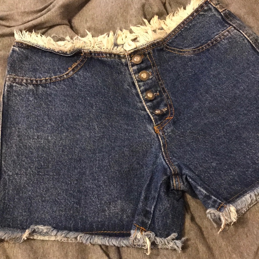AMAZING  vintage button fly jean shorts